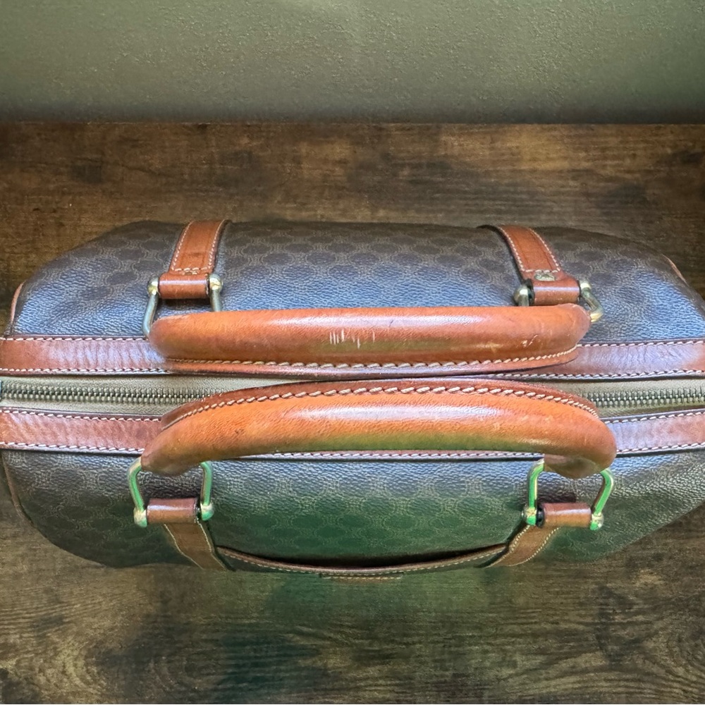 Celine Boston Bag with Structured Design and Leather Accents - Picture 3 of 16